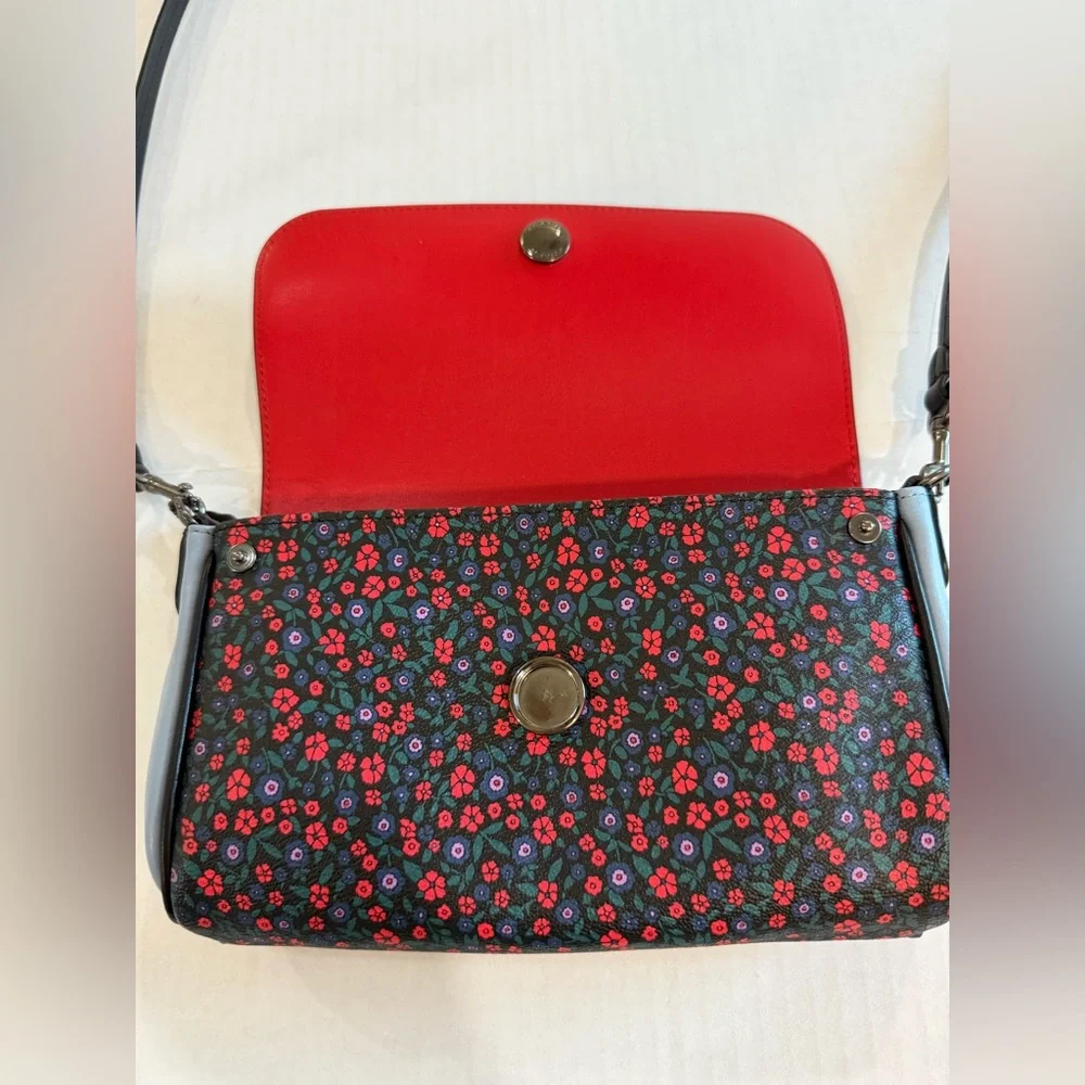 Coach Reversible Floral Crossbody Bag With A Detachable Strap C1782-F59535 - Picture 13 of 16